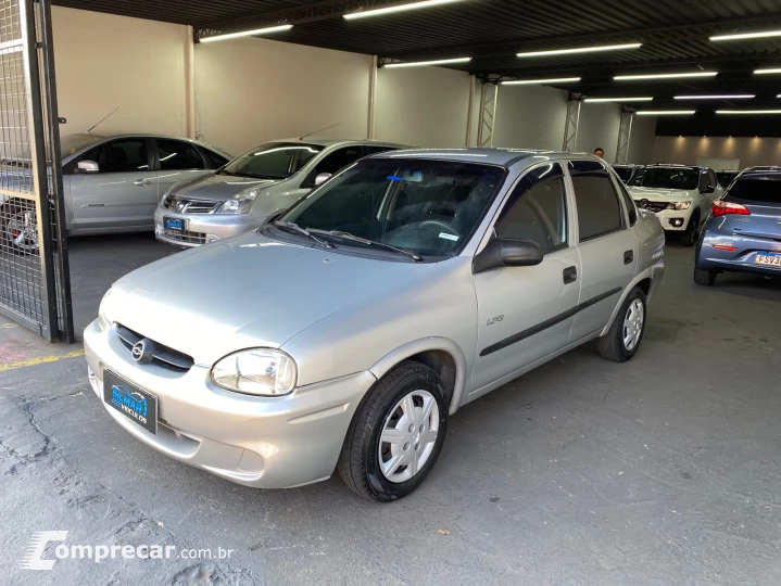 CORSA 1.6 MPFI Classic Sedan 8V