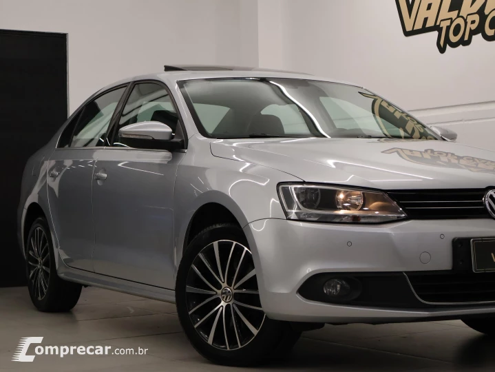 JETTA 2.0 TSI Highline 211cv