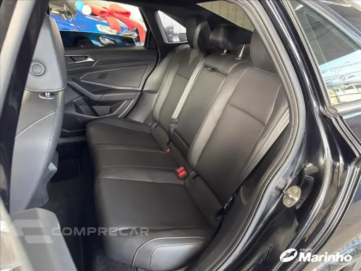 JETTA 1.4 250 TSI TOTAL FLEX R-LINE TIPTRONIC