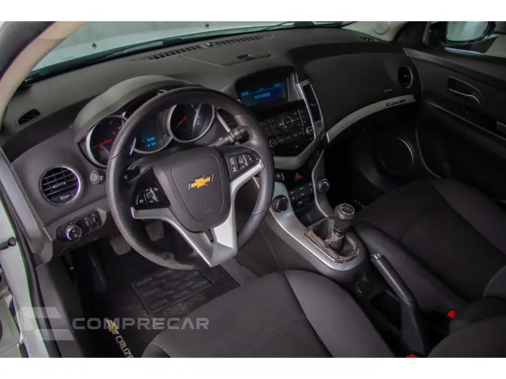 CRUZE 1.8 LT 16V FLEX 4P MANUAL