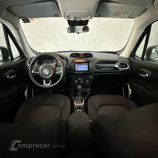 Renegade STD 1.8 4x2 Flex 16v Aut.