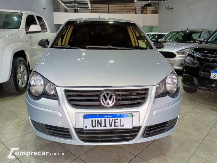 POLO SEDAN 1.6 MI 8V