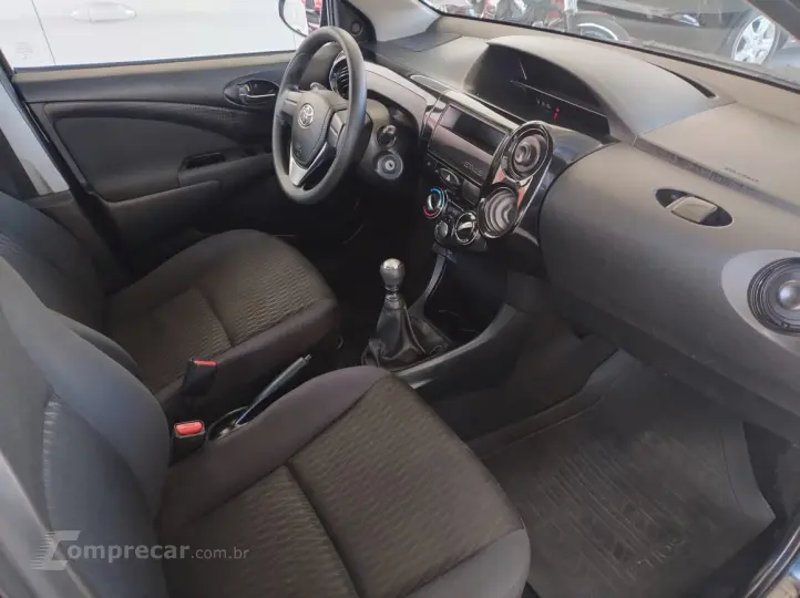 Etios Hatch 1.3 16V 4P FLEX X