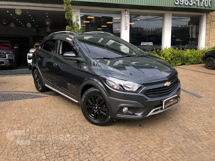 Onix 1.4 Mpfi Activ 8V Flex 4P Automático