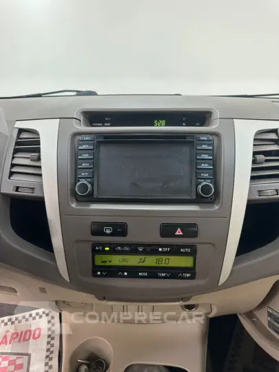 HILUX SW4 2.7 VVT-I SRV 7L 4X4