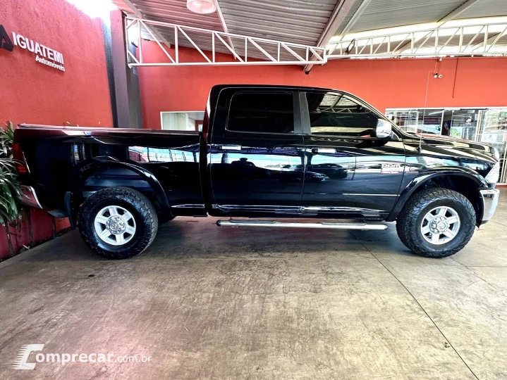 2500 6.7 LARAMIE 4X4 CD I6 TURBO DIESEL 4P AUTOMÁTICO