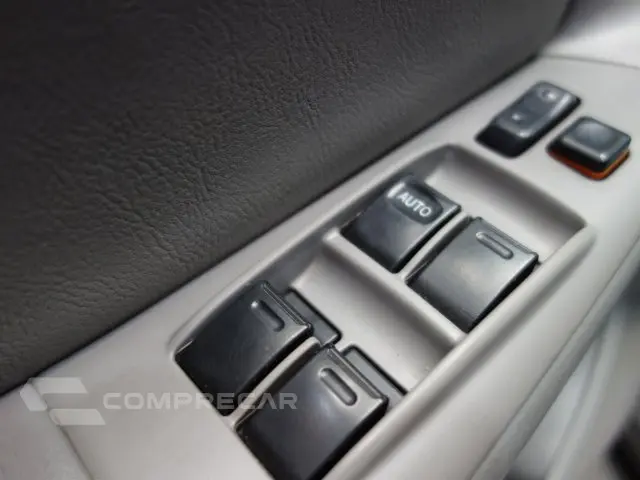 COROLLA - 1.8 SE-G 16V 4P AUTOMÁTICO