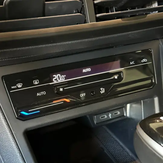 Nivus Highline 1.0 200 TSI Flex Aut.