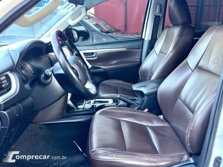 HILUX SW4 2.7 SR 4X2 16V FLEX 4P AUTOMÁTICO