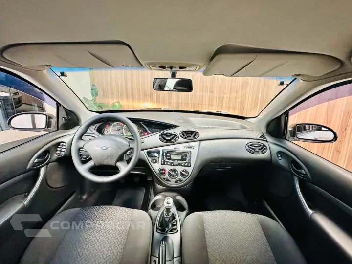 FOCUS 1.6 GLX Sedan 16V