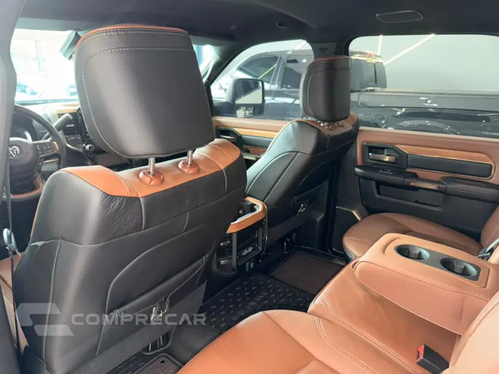 3500 6.4 Hemi Laramie Longhorn 4X4 CD V8