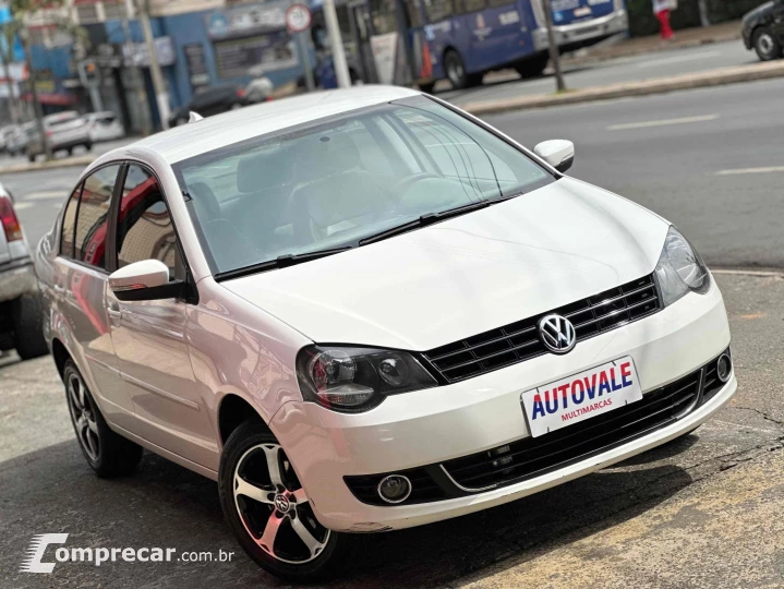 POLO SEDAN 1.6 MI 8V FLEX 4P MANUAL
