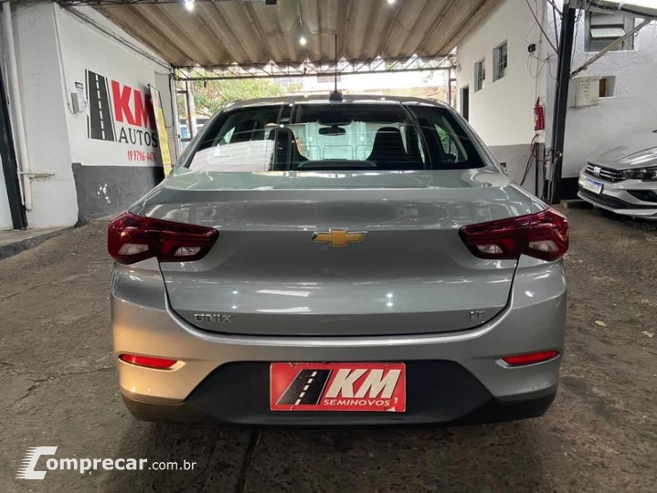ONIX SEDAN PLUS LT 1.0 12V MANUAL