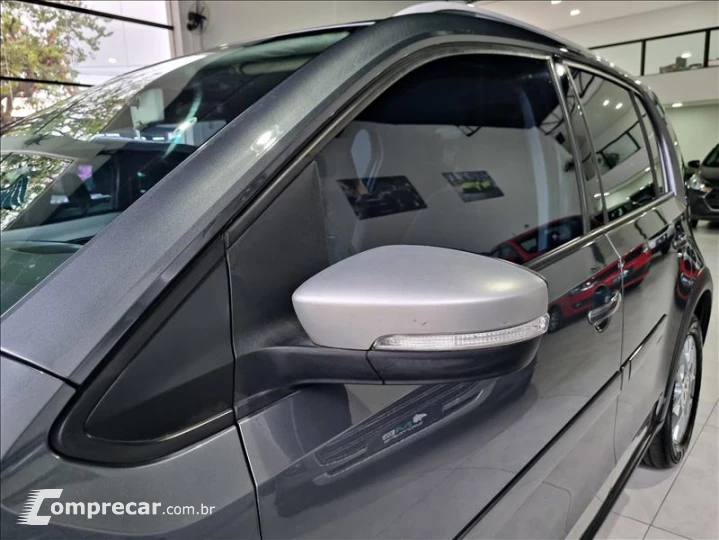 CROSS UP 1.0 TSI 12V