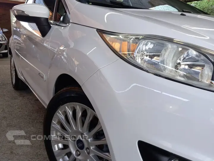 Fiesta 1.6 Titanium Hatch 16V Flex 4P Automático