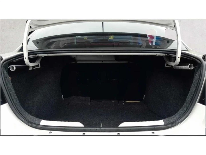 VOYAGE 1.0 12V MPI TOTALFLEX 4P MANUAL