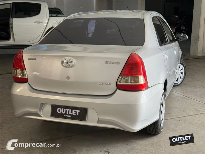 ETIOS 1.5 XS SEDAN 16V FLEX 4P AUTOMÁTICO
