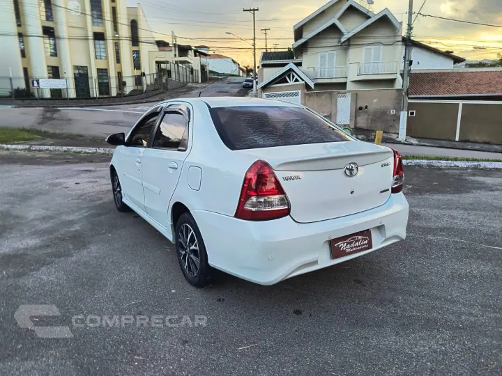 ETIOS 1.5 Platinum Sedan 16V