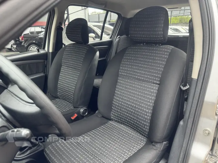 Sandero 1.6 4P FLEX EXPRESSION