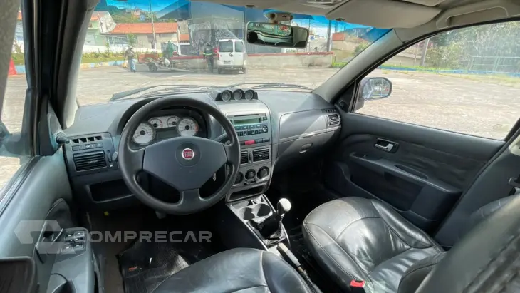 PALIO 1.8 MPI Adventure Locker Weekend 16V