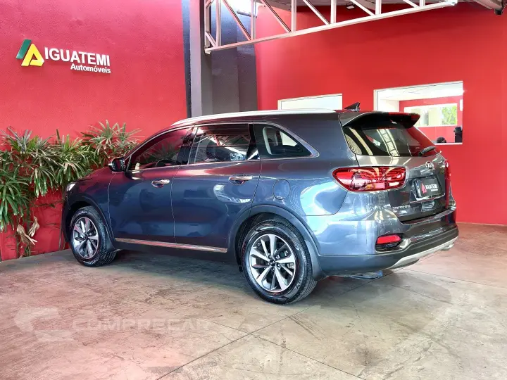 SORENTO 2.4 16V GASOLINA EX 7L AUTOMÁTICO