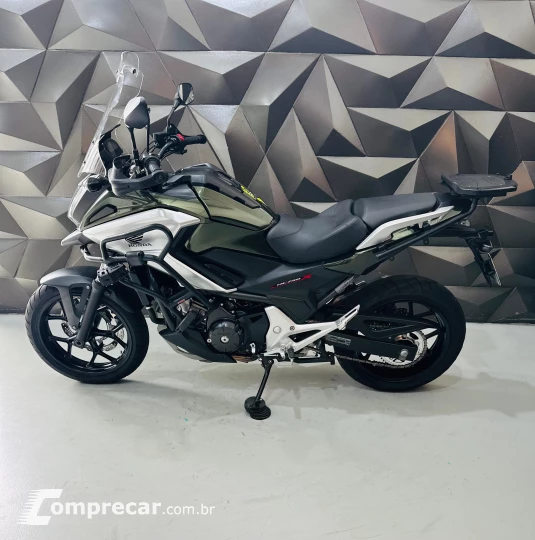nc 750x