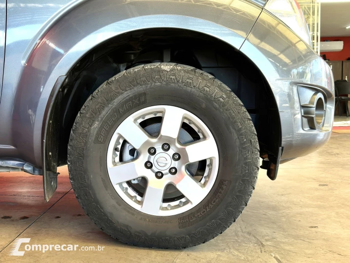 FRONTIER 2.5 S 4X4 CD TURBO ELETRONIC DIESEL 4P MANUAL