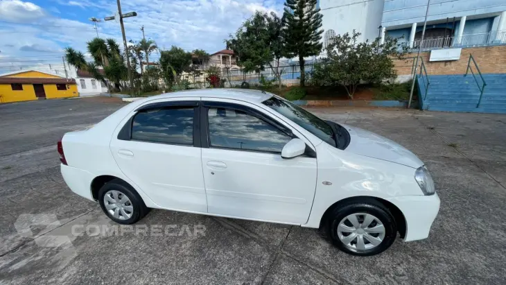 ETIOS 1.5 XS Sedan 16V