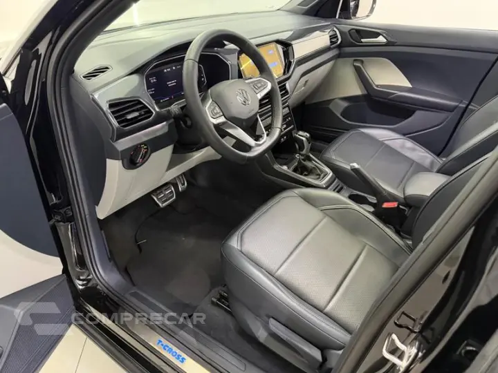 T CROSS HL TSI