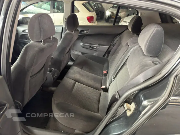 VECTRA 2.0 MPFI GT Hatch 8V