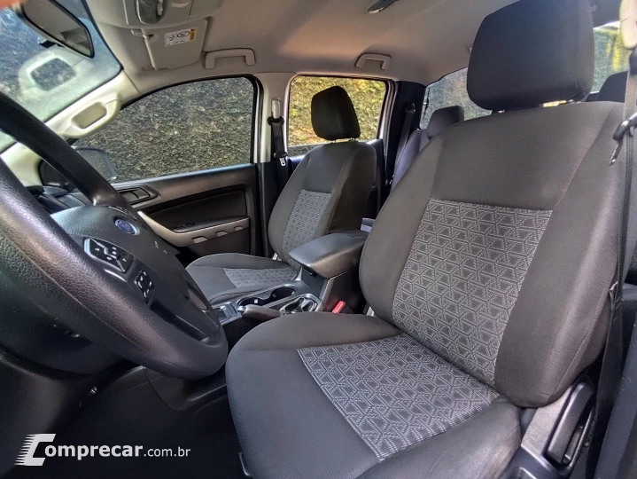 RANGER 2.2 XLS 4X4 CD 16V DIESEL 4P AUTOMÁTICO