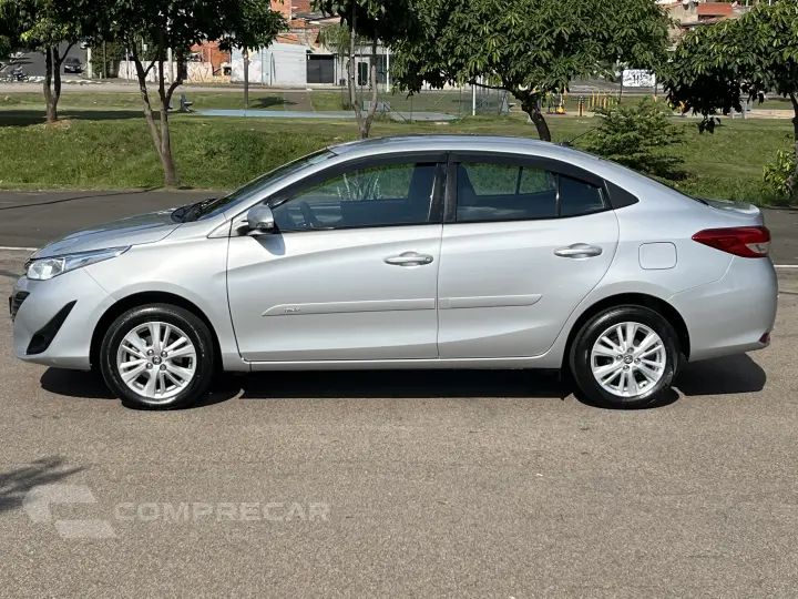 YARIS 1.5 16V Sedan XL