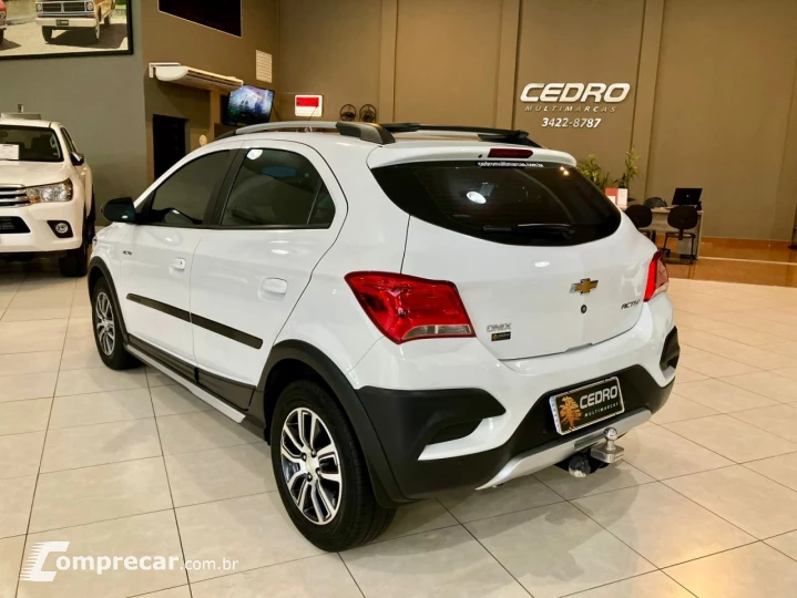 Onix Hatch 1.4 4P FLEX ACTIVE