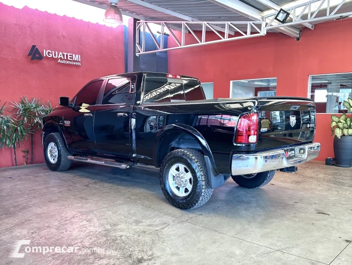 2500 6.7 LARAMIE 4X4 CD I6 TURBO DIESEL 4P AUTOMÁTICO