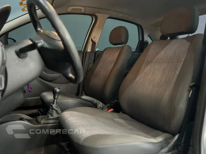 CORSA 1.4 MPFI MAXX SEDAN 8V FLEX 4P MANUAL