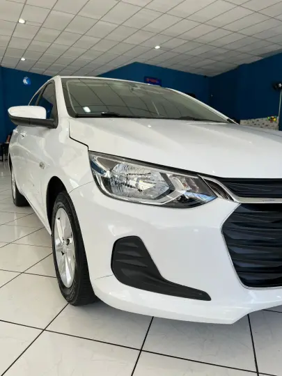 ONIX 1.0 Turbo Plus LT