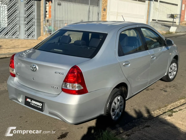 ETIOS 1.5 XS Sedan 16V