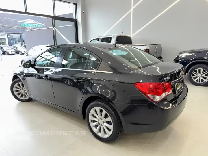 CRUZE 1.8 LT 16V