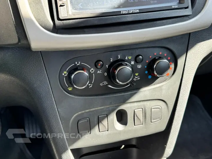 SANDERO 1.0 12V SCE Authentique