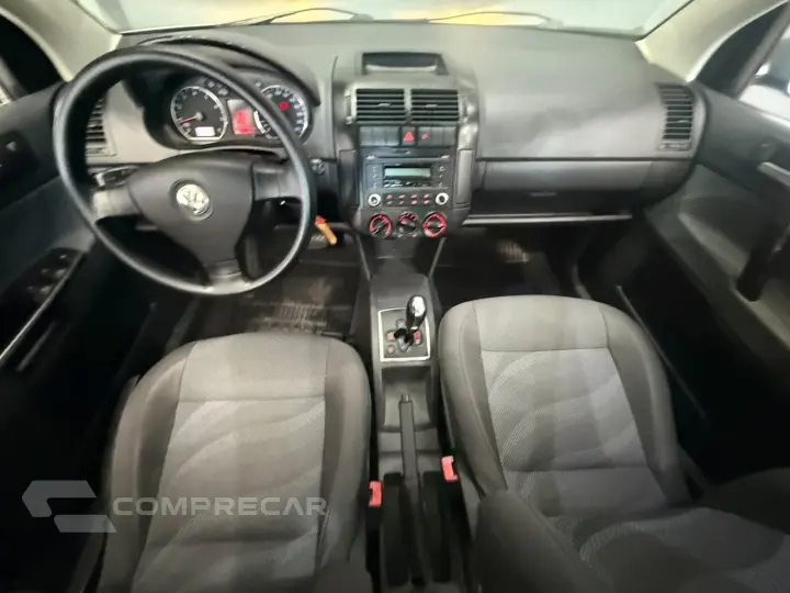 POLO SEDAN 1.6 MI 8V FLEX 4P MANUAL