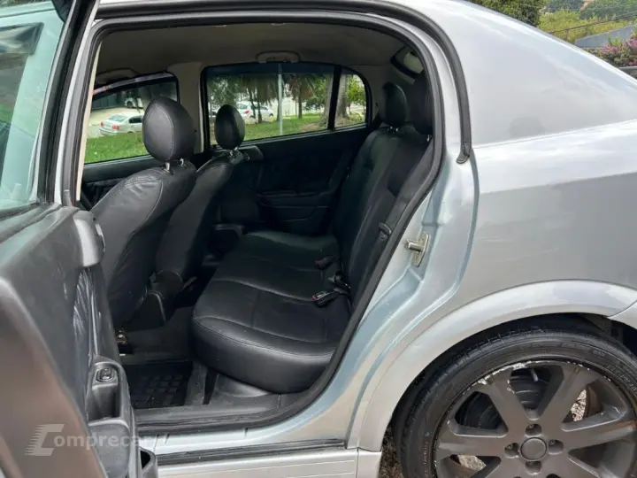 Astra Advantage 2.0 MPFI 8V FlexPower 5p