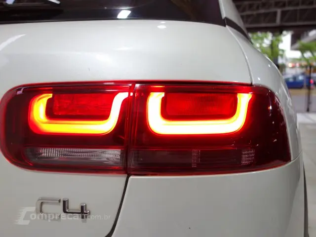 C4 CACTUS - 1.6 THP SHINE PACK EAT6