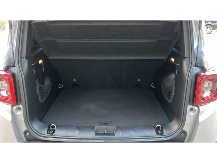 RENEGADE 1.8 16V FLEX LONGITUDE 4P AUTOMÁTICO