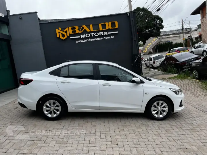 ONIX SEDAN Plus LT 1.0 12V Flex 4p Mec.