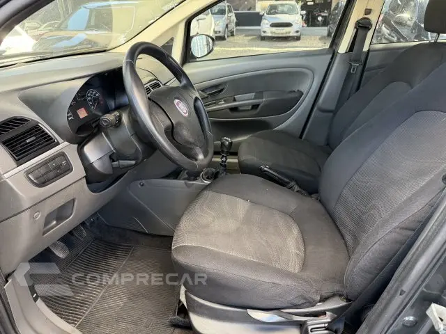 PUNTO - 1.4 ATTRACTIVE 8V 4P MANUAL