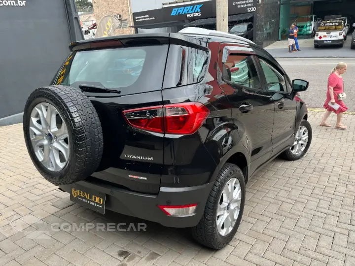 EcoSport TITANIUM 2.0 16V Flex 5p Aut.