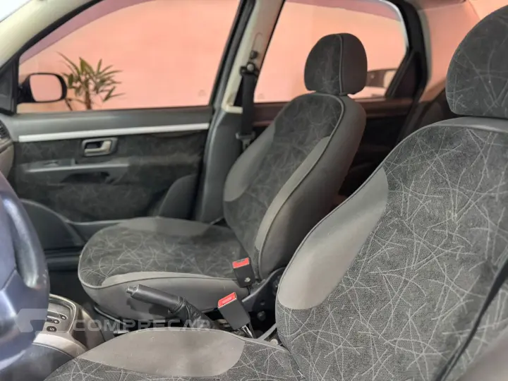 SIENA 1.6 MPI Essence 16V