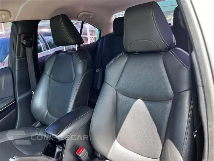 COROLLA 1.8 VVT-I Hybrid Altis