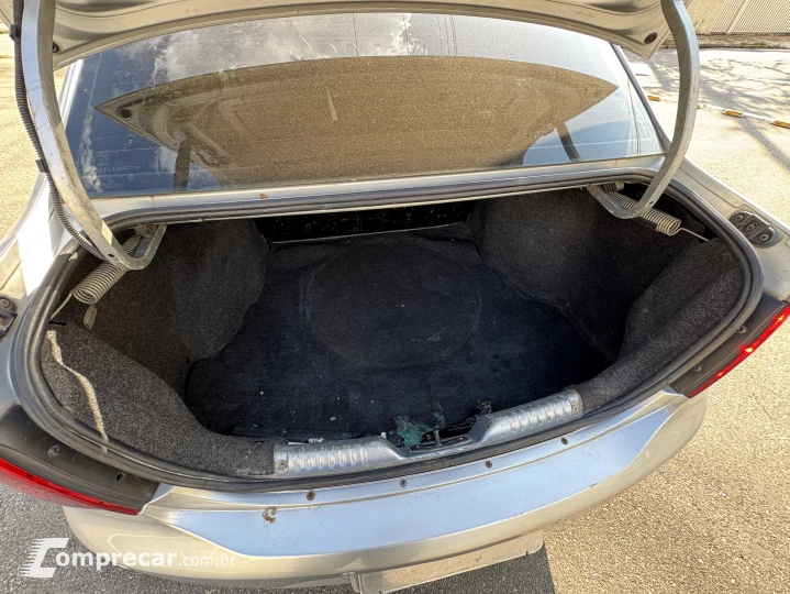 VOYAGE 1.6 MI Comfortline 8V
