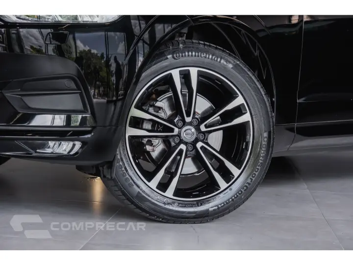 XC60 2.0 T5 GASOLINA MOMENTUM AWD GEARTRONIC